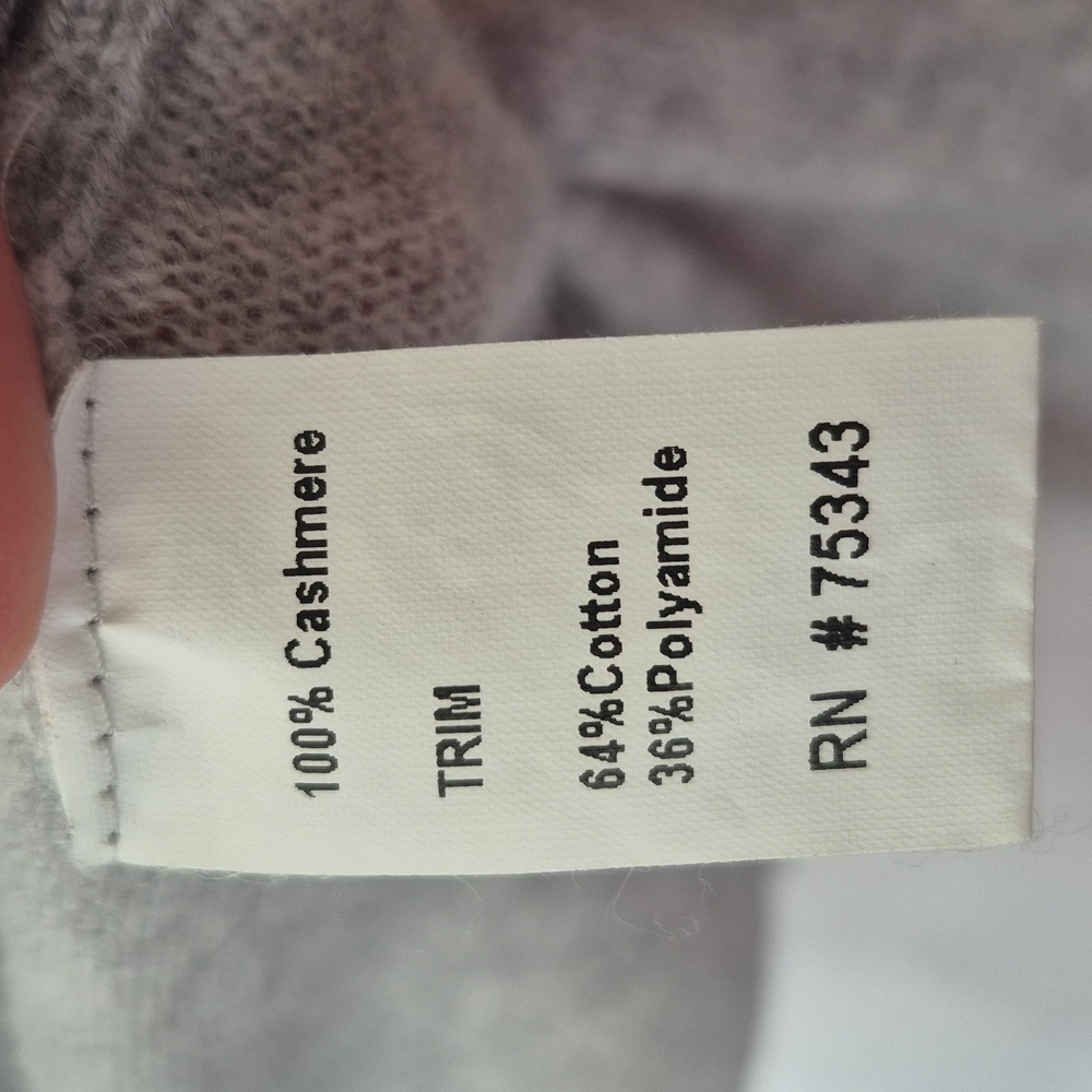 Mantovani Studio Grey Cashmere Sweater Size Small - Picture 5 of 9